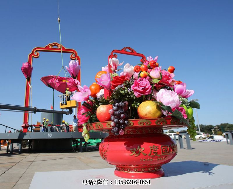 城市广场玻璃钢节日庆典大花篮雕塑 城市广场玻璃钢节日庆典大花篮雕塑